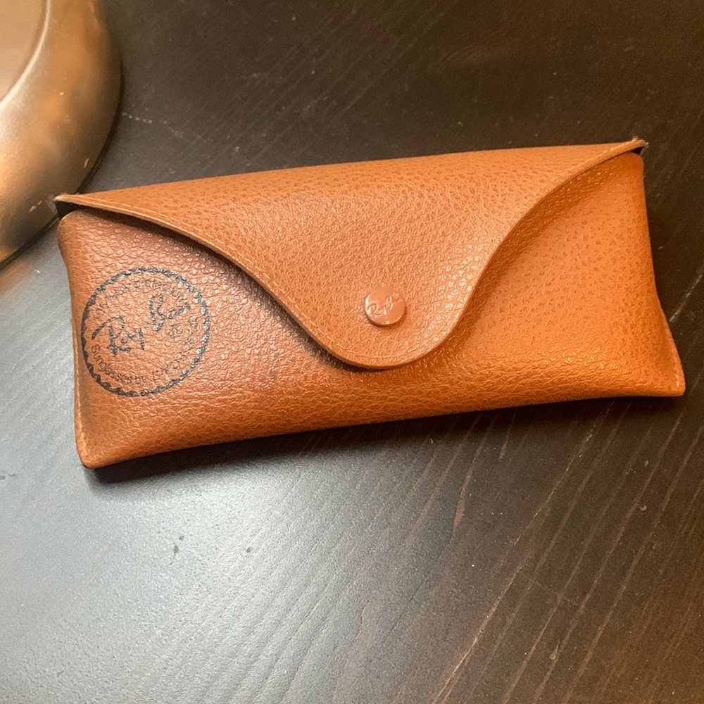 Ray Ban Case